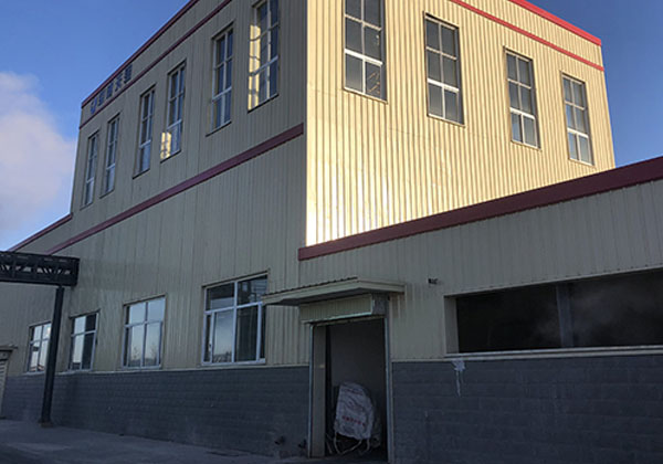 三效蒸發(fā)器現(xiàn)場 三效蒸發(fā)器現(xiàn)場